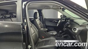 ChevroletGMDaewoo Trailblazer 1.3 Turbo 2WD 2022 года из Южной Кореи