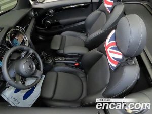 Mini Cooper Convertible CLASSIC COMFORT PACK 2024 года из Южной Кореи