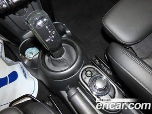 Mini Cooper Convertible CLASSIC COMFORT PACK 2024 года из Южной Кореи