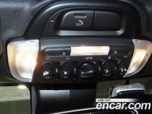 Mini Cooper Convertible CLASSIC COMFORT PACK 2024 года из Южной Кореи