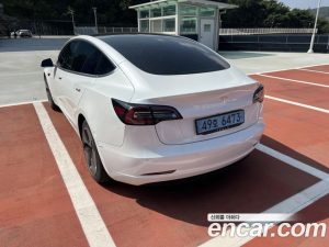 Tesla Model 3 Standard RANGE Plus 2020 года из Южной Кореи