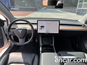 Tesla Model 3 Standard RANGE Plus 2020 года из Южной Кореи