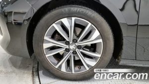 Peugeot 508 1.5 BlueHDi ALLURE 2020 года из Южной Кореи