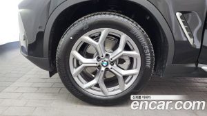 BMW X4 xDrive20i xLine 2024 года из Южной Кореи