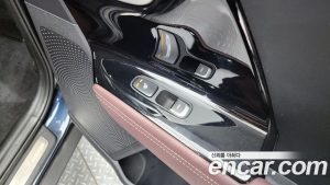 Kia Niro 1.6 HEV 2020 года из Южной Кореи