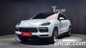 Porsche Cayenne 3.0 Coupe платина Edition 2023 года из Южной Кореи