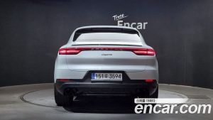 Porsche Cayenne 3.0 Coupe платина Edition 2023 года из Южной Кореи