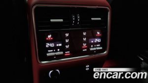 Porsche Cayenne 3.0 Coupe платина Edition 2023 года из Южной Кореи
