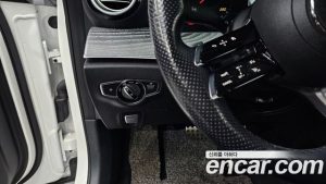 Mercedes-Benz E-Class E350 4MATIC AMG Line Edition 2021 года из Южной Кореи