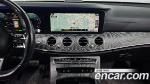 Mercedes-Benz E-Class E350 4MATIC AMG Line Edition 2021 года из Южной Кореи