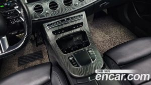 Mercedes-Benz E-Class E350 4MATIC AMG Line Edition 2021 года из Южной Кореи