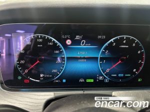 Mercedes-Benz E-Class E350 4MATIC AMG Line 2021 года из Южной Кореи