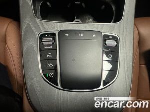 Mercedes-Benz E-Class E350 4MATIC AMG Line 2021 года из Южной Кореи