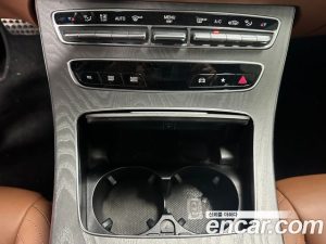 Mercedes-Benz E-Class E350 4MATIC AMG Line 2021 года из Южной Кореи