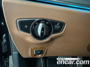 Mercedes-Benz E-Class E350 4MATIC AMG Line 2021 года из Южной Кореи