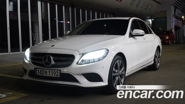 Mercedes-Benz C-Class C200 Avantgarde 2020 года из Кореи