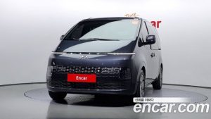 Hyundai Staria Tourer 11-Seater 2023 года из Южной Кореи