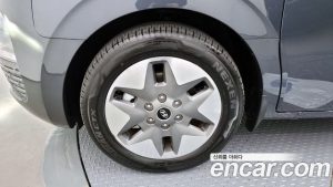 Hyundai Staria Tourer 11-Seater 2023 года из Южной Кореи