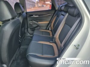 Kia Seltos Бензин 1.6 Turbo 4WD 2020 года из Южной Кореи