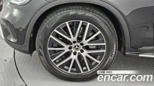 Mercedes-Benz GLC-Class GLC220 d 4MATIC 2021 года из Южной Кореи
