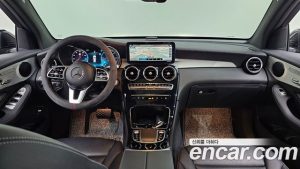 Mercedes-Benz GLC-Class GLC220 d 4MATIC 2021 года из Южной Кореи