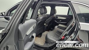 Mercedes-Benz GLC-Class GLC220 d 4MATIC 2021 года из Южной Кореи
