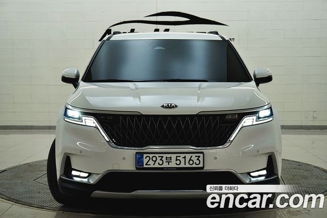 Kia Carnival 9-Seater Noblesse 2021 года из Кореи