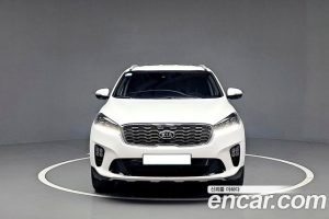 Kia Sorento Дизель 2.0 2WD 2020 года из Южной Кореи