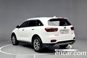 Kia Sorento Дизель 2.0 2WD 2020 года из Южной Кореи