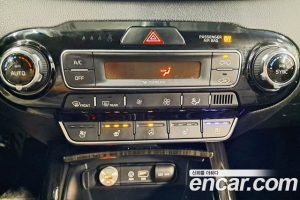 Kia Sorento Дизель 2.0 2WD 2020 года из Южной Кореи