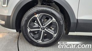 Kia Niro Prestige 2024 года из Южной Кореи