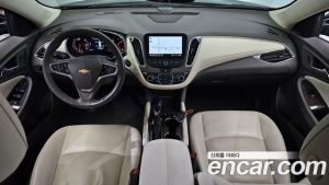 ChevroletGMDaewoo Malibu 2.0 Turbo Premium 2021 года из Южной Кореи