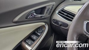 ChevroletGMDaewoo Malibu 2.0 Turbo Premium 2021 года из Южной Кореи