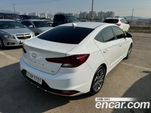 Hyundai AVANTE 1.6 2020 года из Южной Кореи