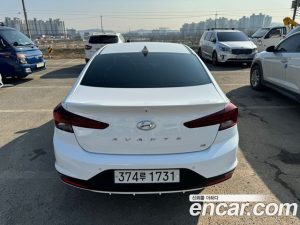 Hyundai AVANTE 1.6 2020 года из Южной Кореи