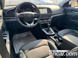 Hyundai AVANTE 1.6 2020 года из Южной Кореи