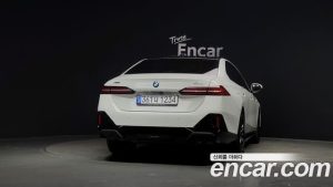 BMW 5-Series 530i xDrive M Sport 2024 года из Южной Кореи