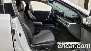 Hyundai Grandeur 2.5 Бензин 2WD 2023 года из Южной Кореи