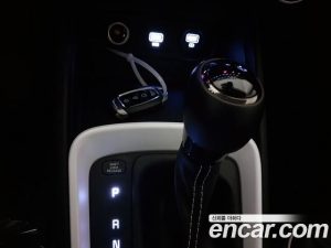 Hyundai Venue 1.6 Flux 2020 года из Южной Кореи