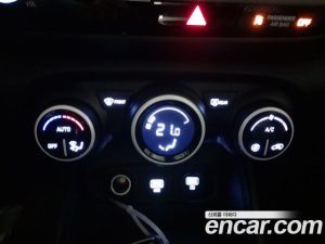 Hyundai Venue 1.6 Flux 2020 года из Южной Кореи
