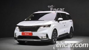 Kia Carnival Бензин 9-Seater Signature 2023 года из Южной Кореи
