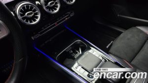 Mercedes-Benz GLB-Class GLB250 4MATIC 2020 года из Южной Кореи