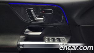 Mercedes-Benz GLB-Class GLB250 4MATIC 2020 года из Южной Кореи