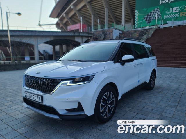 Kia Carnival 9-Seater Prestige 2021 года из Кореи