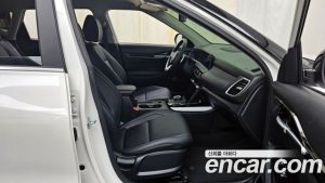 Kia Seltos Бензин 2.0 2WD 2024 года из Южной Кореи