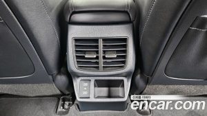 Kia Seltos Бензин 2.0 2WD 2024 года из Южной Кореи