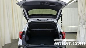 Kia Seltos Бензин 2.0 2WD 2024 года из Южной Кореи