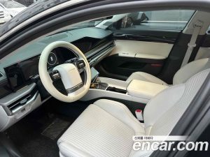 Hyundai Grandeur 2.5 Бензин 2WD 2023 года из Южной Кореи