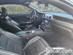 Ford Mustang GT Cabriolet 2020 года из Южной Кореи