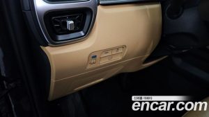 Kia Sorento HEV 1.6 2WD 2021 года из Южной Кореи